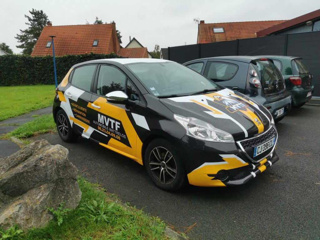 covering-peugeot-208-par-idcovering