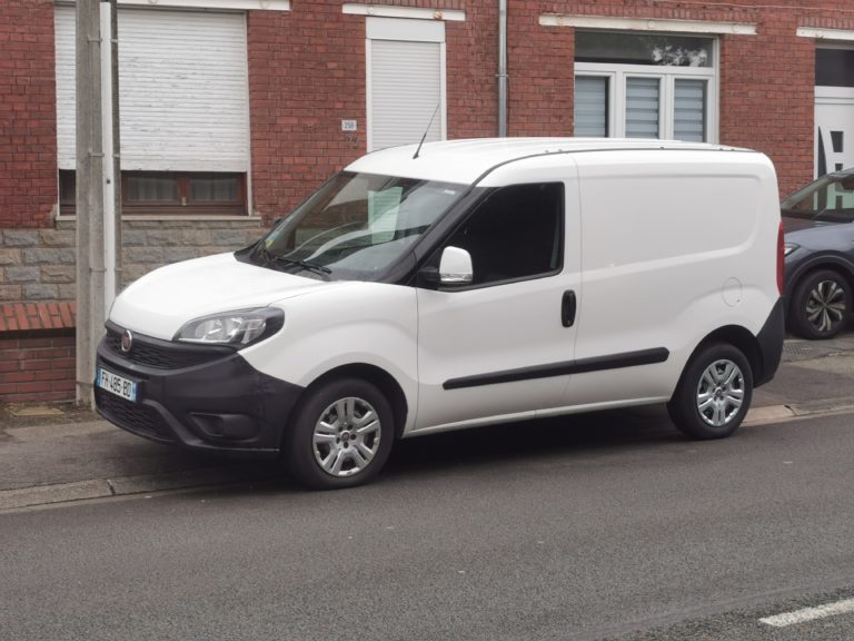 covering fiat doblo