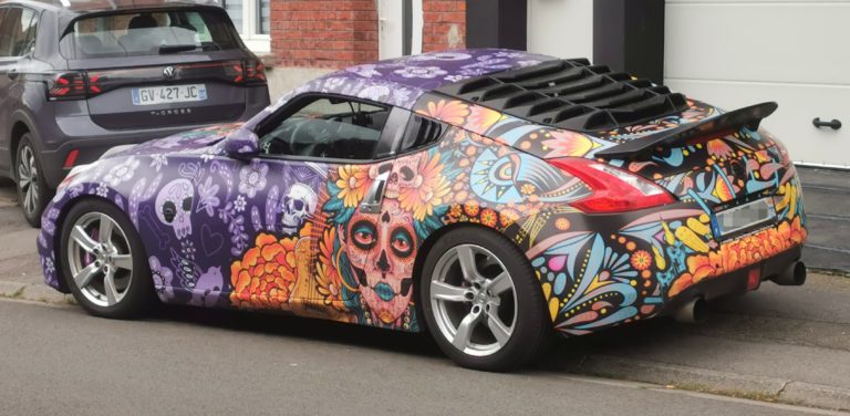 covering nissan 370z