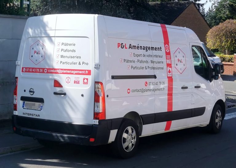 marquage publicitaire nissan nv400